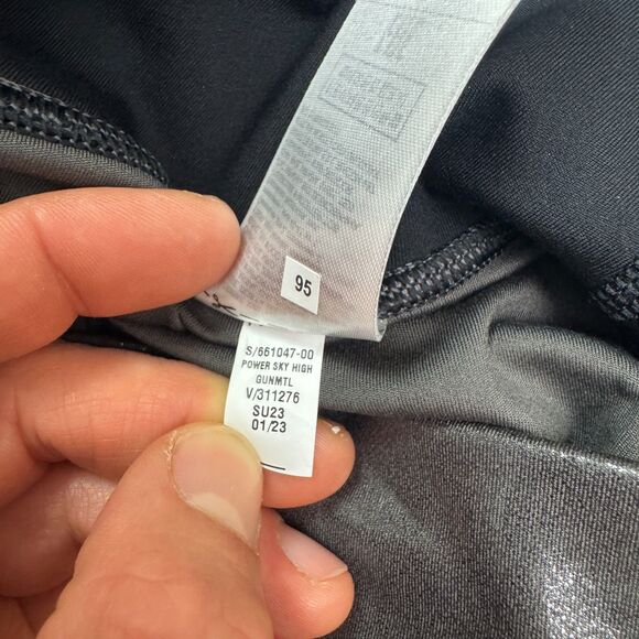 Gap Fit High Rise Compressio Recycled Power Full Length Legging Women Medium NWT - Picture 10 of 15